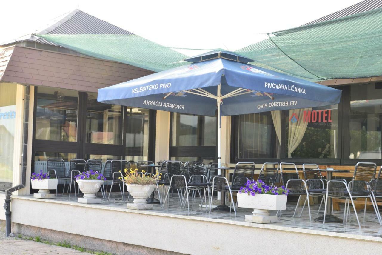 Licki Krovovi Gracac  Exterior photo